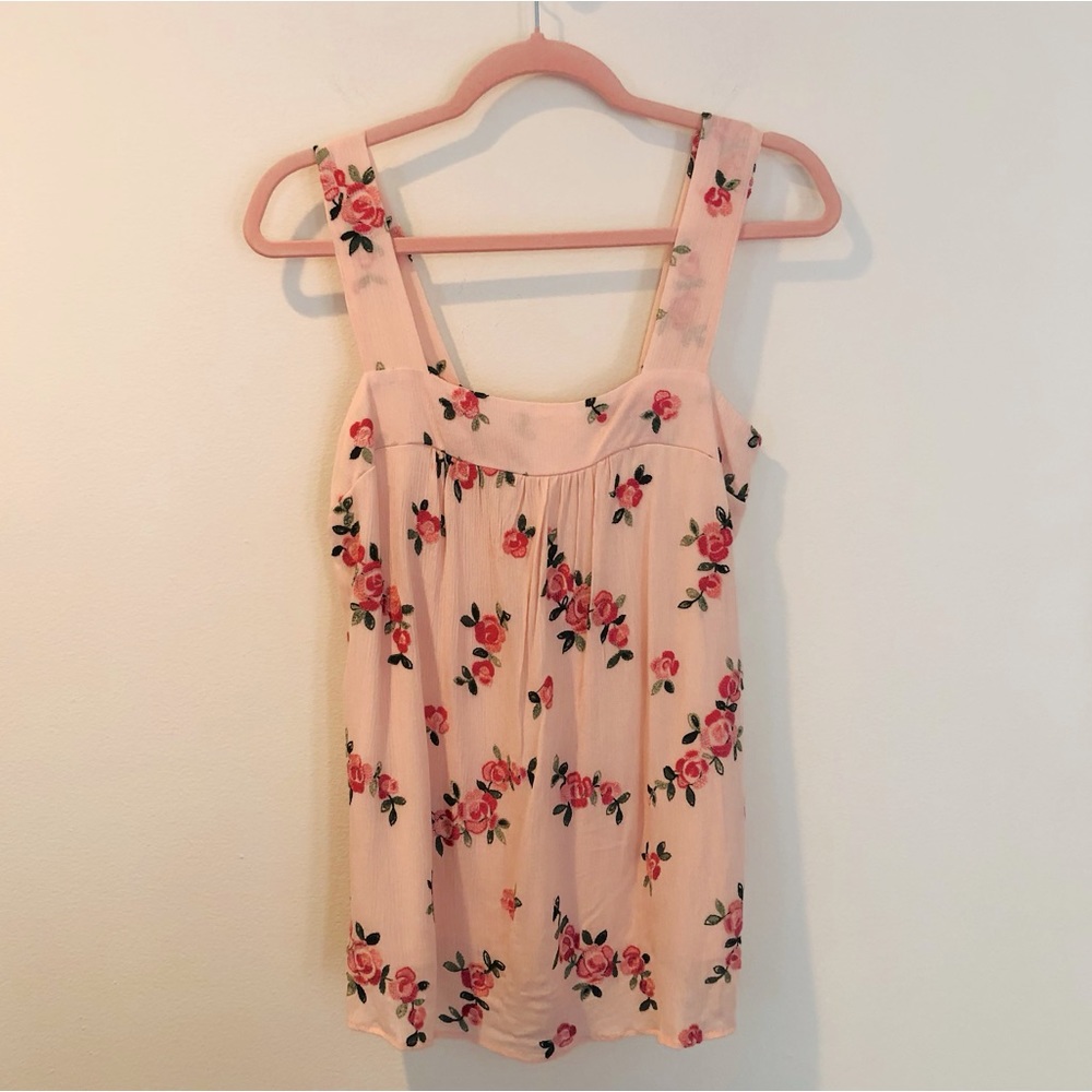 Renee C Embroidered Floral Roses Sleeveless Top Pink women’s Medium